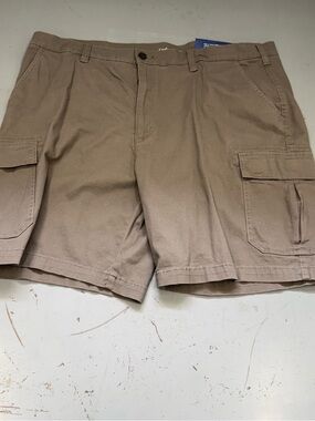 Croft & Barrow Men's Summer Cargo Shorts - Khaki Tan size 44